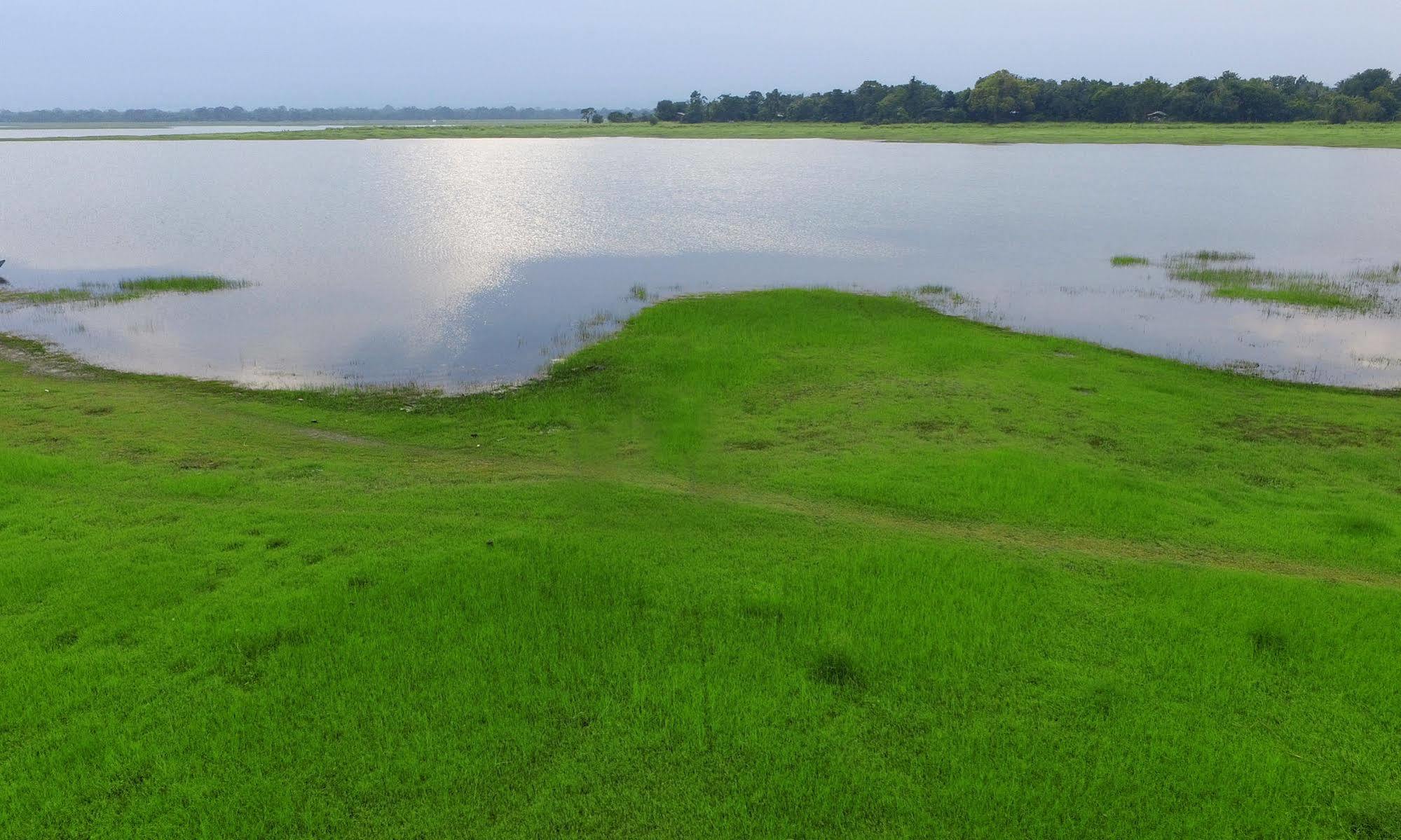 Pharo Lake Polonnaruwa Exterior foto